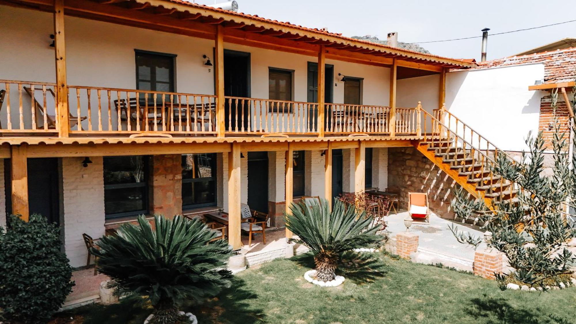 Attalos Suites Hotel Bergama Exteriör bild